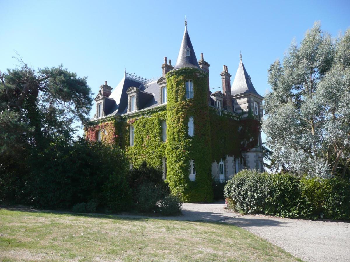 Le Château des Tourelles en Vendée La Gaubretiere Exterior foto
